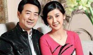 老外美女日系裸妆视频
